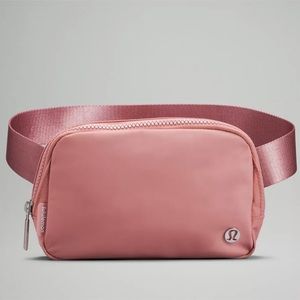 Lululemon Everywhere Belt Bag Pink Pastel NWT